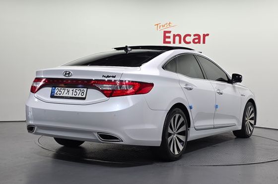 Hyundai Grandeur Premium — пробег 99 245 км — фото 2 из 5