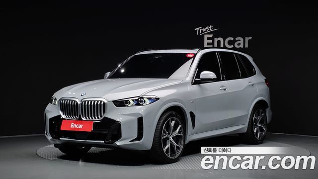 BMW X5 xDrive 40i M Sport — пробег 4 244 км — фото 1 из 5
