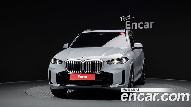 BMW X5 xDrive 40i M Sport — пробег 4 244 км — фото 3 из 5