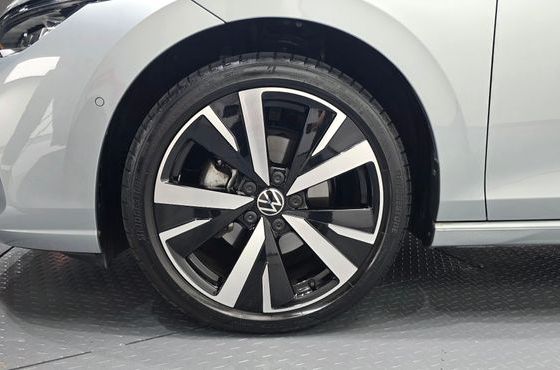 Volkswagen Golf 2.0 TDI Prestige — пробег 8 460 км — фото 5 из 5