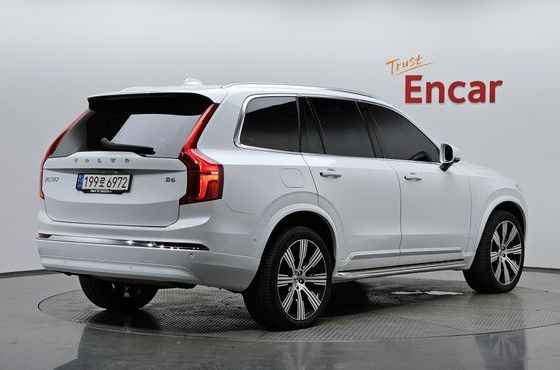 Volvo XC90 B6 Ultimate Bright — пробег 72 102 км — фото 2 из 5