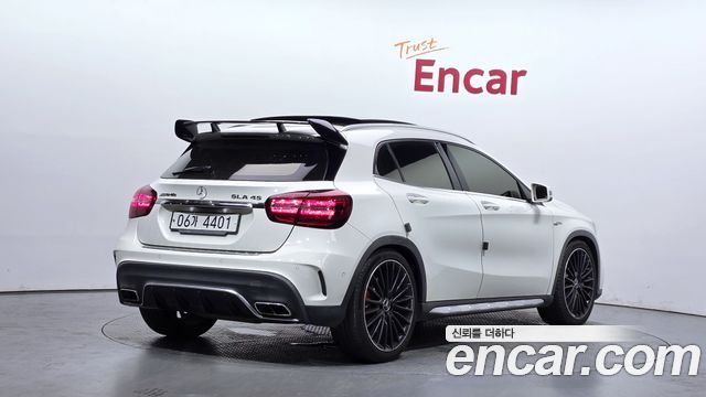 Mercedes-Benz GLA-Class GLA45 AMG 4MATIC — пробег 174 453 км — фото 2 из 5
