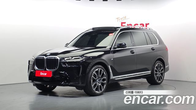 BMW X7 xDrive 40i M Sport 6STR — пробег 17 073 км — фото 1 из 5