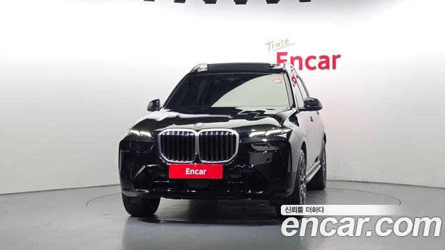 BMW X7 xDrive 40i M Sport 6STR — пробег 17 073 км — фото 3 из 5