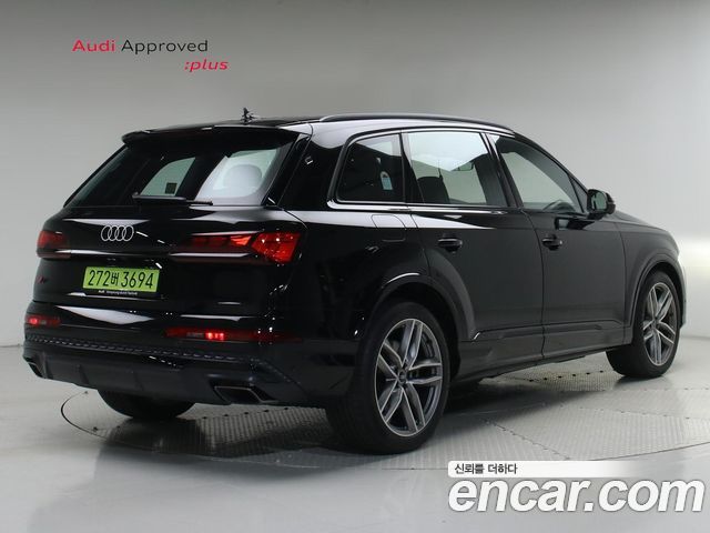 Audi Q7 55 TFSI Quattro Premium — пробег 319 км — фото 2 из 5