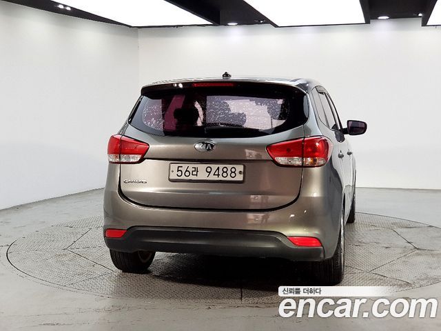 Kia Carens 1.7 VGT Prestige — пробег 124 334 км — фото 3 из 5