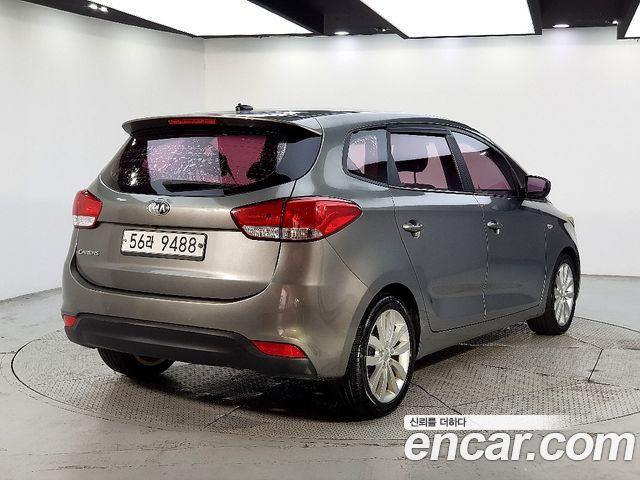 Kia Carens 1.7 VGT Prestige — пробег 124 334 км — фото 4 из 5