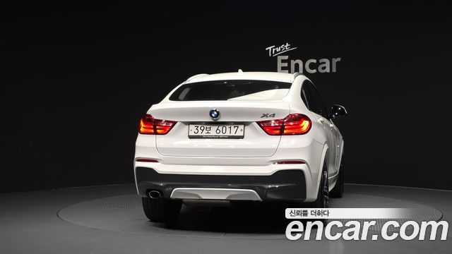 BMW X4 xDrive20d M Sport — пробег 75 720 км — фото 4 из 5