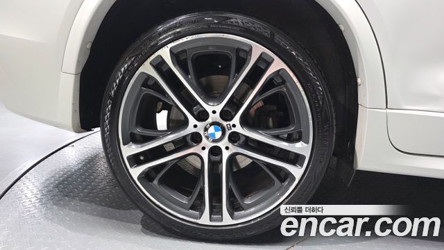 BMW X4 xDrive20d M Sport — пробег 75 720 км — фото 5 из 5