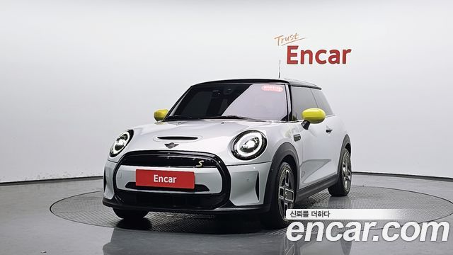 Mini Cooper SE Electric 3rd — пробег 70 900 км — фото 3 из 5