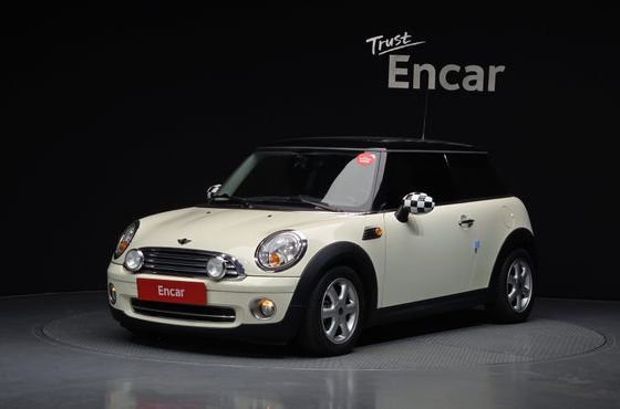 Mini Cooper SE — пробег 102 437 км — фото 1 из 5
