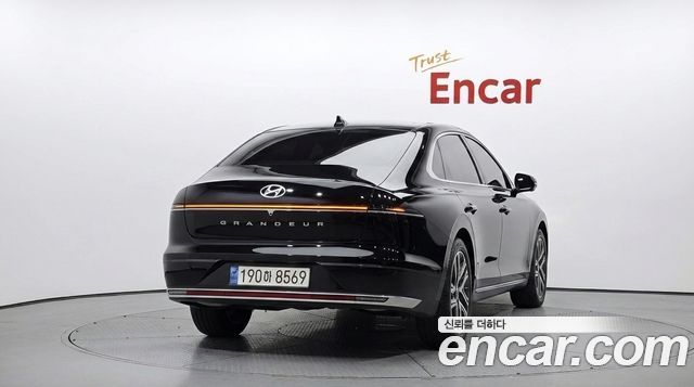 Hyundai Grandeur из Кореи Encar