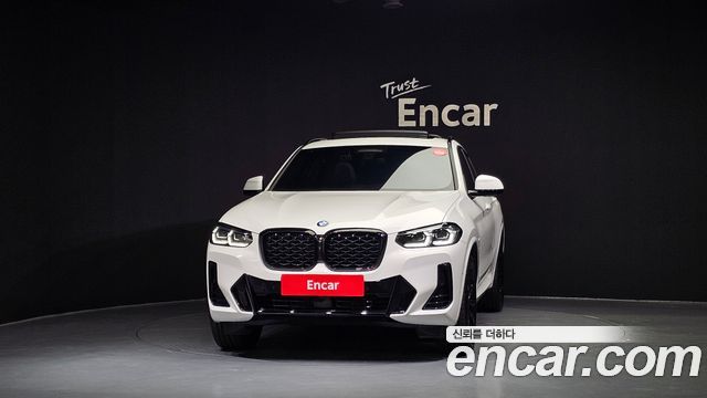 BMW X4 xDrive20i M Sport Pro Special Edition — пробег 10 350 км — фото 1 из 5