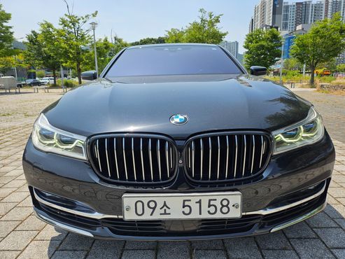 BMW 7-Series 750Li xDrive — пробег 129 221 км — фото 1 из 5