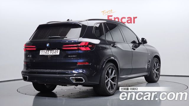 BMW X5 xDrive 40i M Sport — пробег 4 645 км — фото 2 из 5