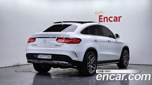 Mercedes-Benz GLE-Class GLE350 d 4MATIC Coupe — пробег 52 952 км — фото 2 из 5