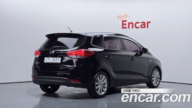 Kia Carens из Кореи Encar