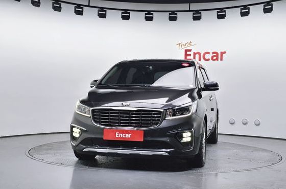 Kia Carnival 9-Seater Noblesse Special — пробег 117 060 км — фото 3 из 5
