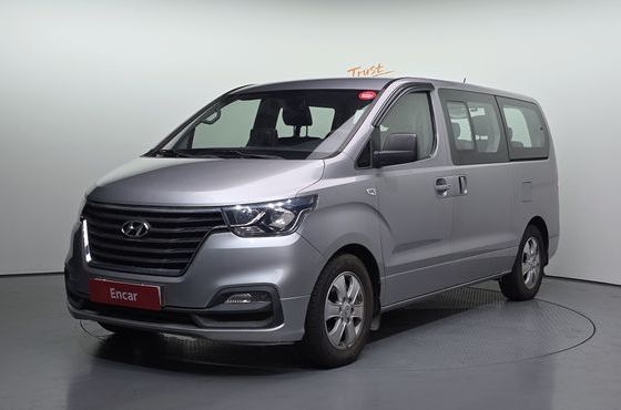 Hyundai Starex Wagon 12-Seater Smart — пробег 145 637 км — фото 1 из 5