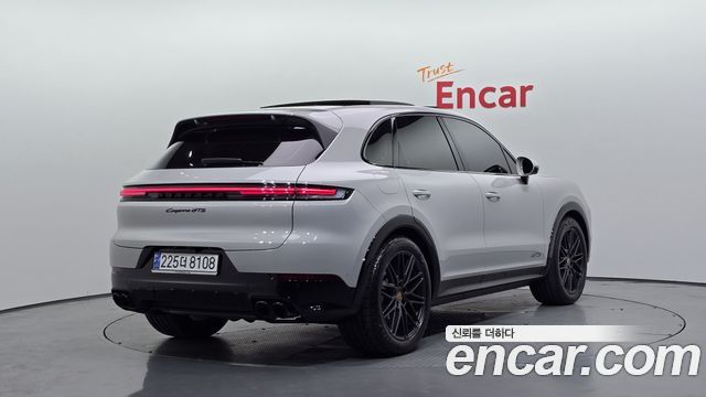 Porsche Cayenne 4.0 GTS — пробег 6 580 км — фото 2 из 5