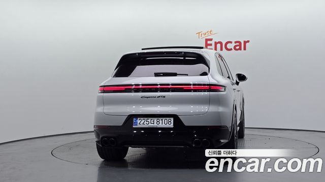 Porsche Cayenne 4.0 GTS — пробег 6 580 км — фото 4 из 5