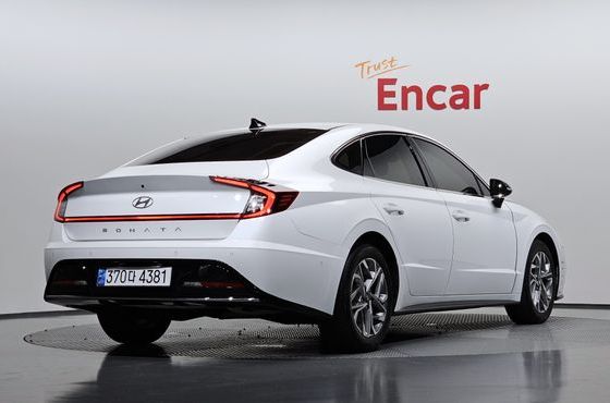 Hyundai Sonata 2.0 Premium Plus — пробег 72 978 км — фото 2 из 5