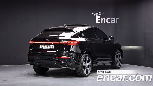 Audi Q5 40 TFSI 콰트로 S Line Sportback — пробег 2 491 км — фото 2 из 5