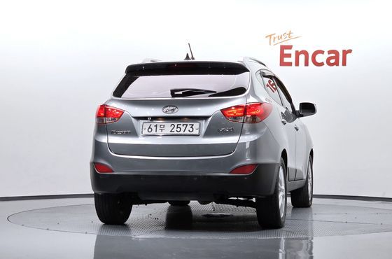 Hyundai Tucson Diesel 2WD LX20 Premier — пробег 169 575 км — фото 4 из 5