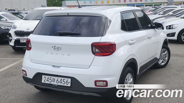 Hyundai Venue из Кореи Encar
