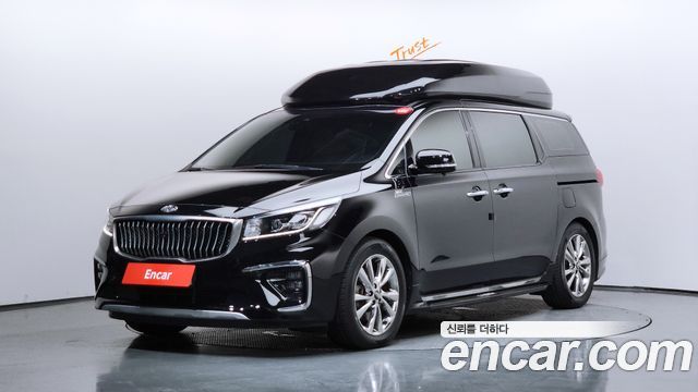 Kia Carnival 9-seater Limousine(Special vehicle) — пробег 140 938 км — фото 1 из 5