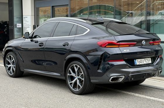 BMW X6 xDrive40i M Sport — пробег 92 769 км — фото 2 из 5
