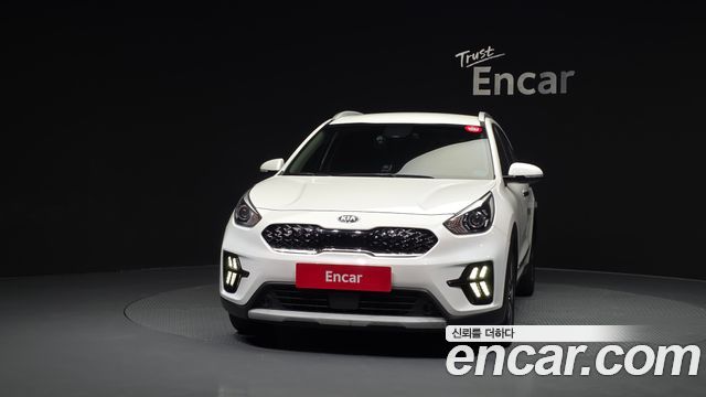 Kia Niro 1.6 HEV Prestige — пробег 165 146 км — фото 3 из 5