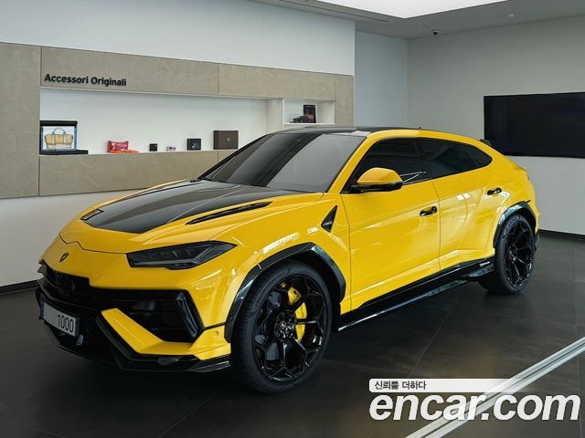 Lamborghini Urus из Кореи Encar