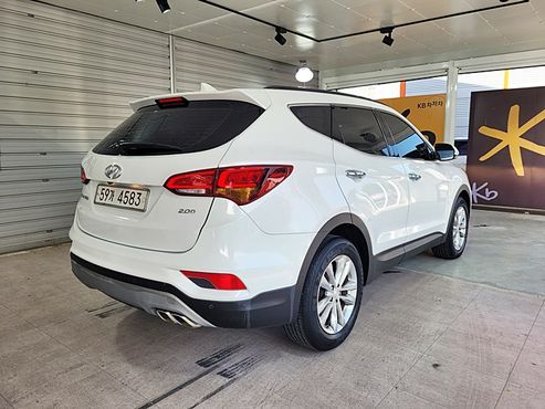 Hyundai Santafe Diesel 2.0 2WD Premium — пробег 56 300 км — фото 2 из 5
