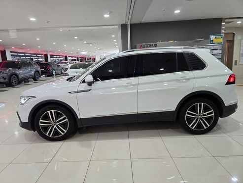 Volkswagen Tiguan 2.0 TDI Prestige — пробег 26 014 км — фото 3 из 5