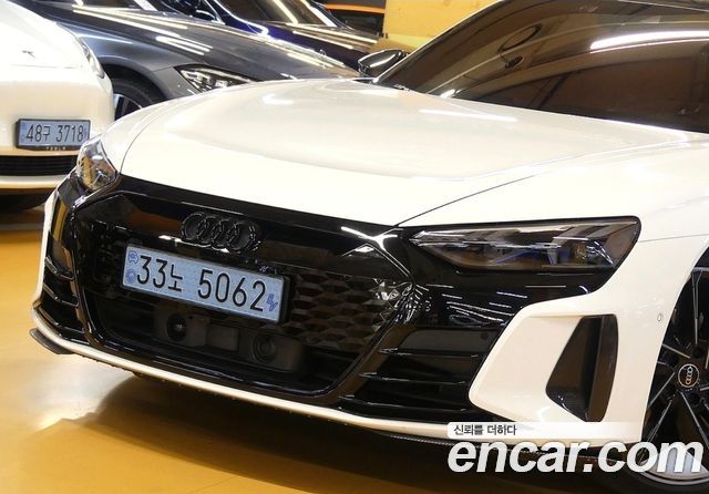 Audi RS e-tron GT GT RS — пробег 52 000 км — фото 5 из 5