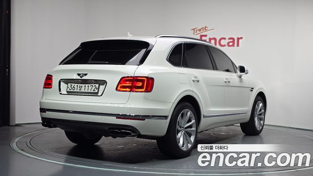Bentley Bentayga из Кореи Encar