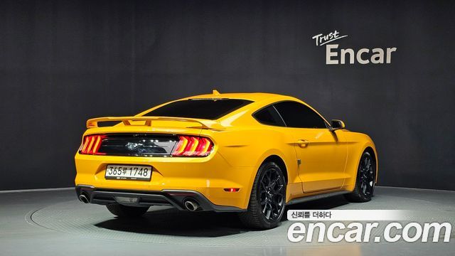 Ford Mustang Coupe — пробег 22 288 км — фото 2 из 5