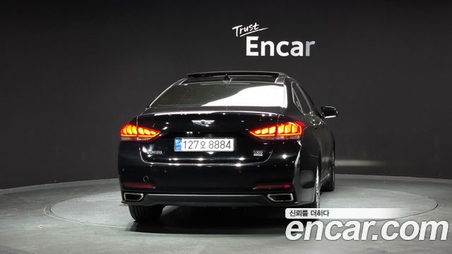 Hyundai Genesis из Кореи Encar