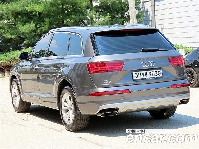 Audi Q7 из Кореи Encar