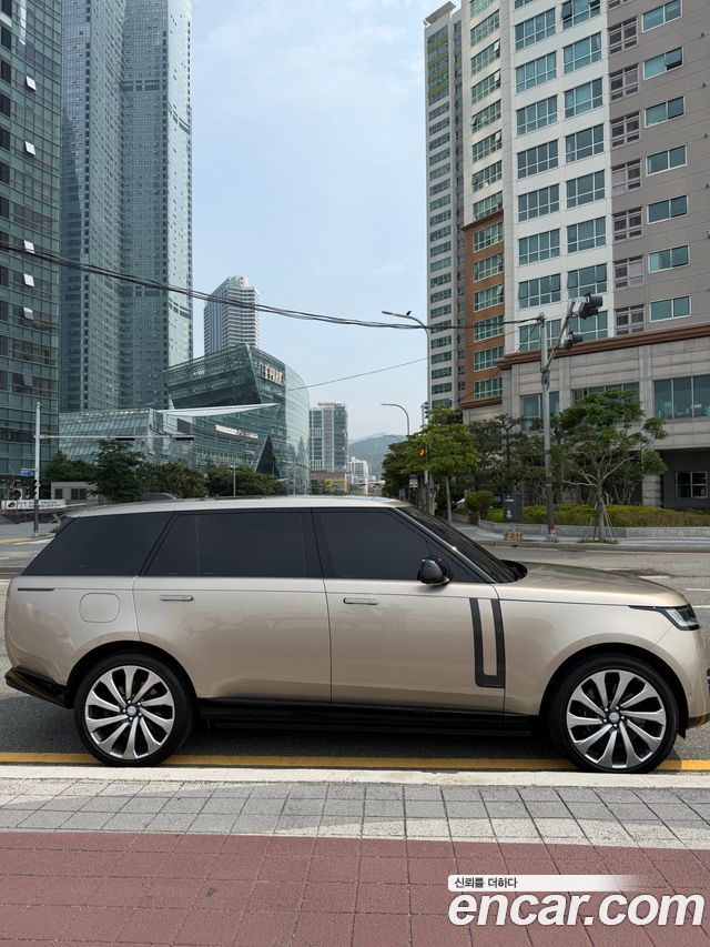 Land Rover Range Rover P530 Autobiography Long Wheel Base — пробег 75 000 км — фото 5 из 5