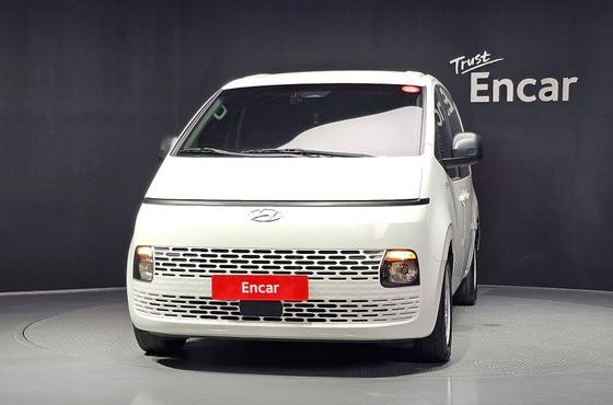 Hyundai Staria Cargo 5-Seater Smart — пробег 95 268 км — фото 3 из 5