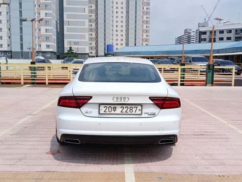 Audi A7 55 TDI Quattro Premium 4G — пробег 184 000 км — фото 5 из 5