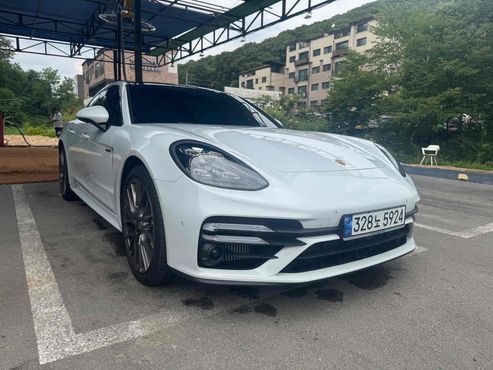Porsche Panamera 2.9 AWD E-Hybrid — пробег 33 000 км — фото 5 из 5