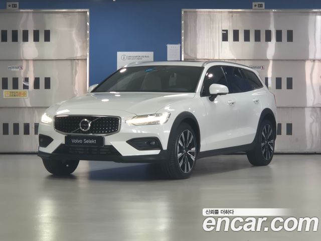 Volvo V60 из Кореи Encar