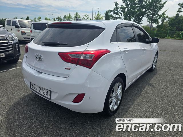Hyundai i30 1.6 GDI PYL — пробег 71 500 км — фото 2 из 5