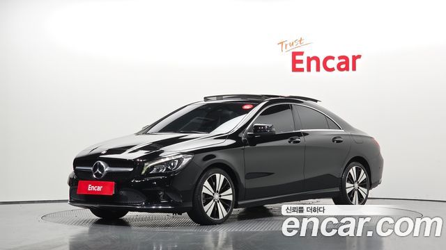 Mercedes-Benz CLA-Class CLA250 4MATIC — пробег 28 646 км — фото 1 из 5