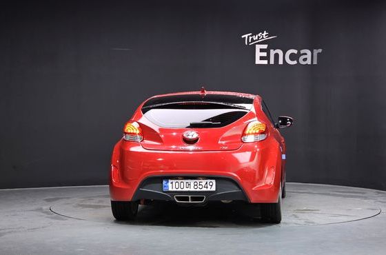 Hyundai Veloster Unique — пробег 50 512 км — фото 4 из 5