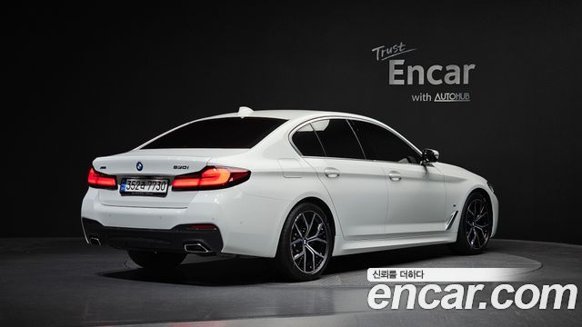 BMW 5-Series 530i xDrive M Sport Package — пробег 39 356 км — фото 2 из 5