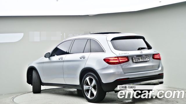 Mercedes-Benz GLC-Class GLC220 d 4MATIC Premium — пробег 58 992 км — фото 4 из 5